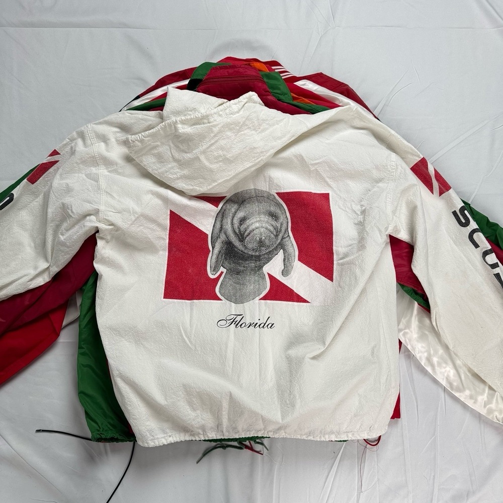 Lot of 10 Vintage 80s, 90s,‎ 00s Windbreaker & Jacket Wholesale Box S,M,L,XL,2XL - Picture 13 of 16